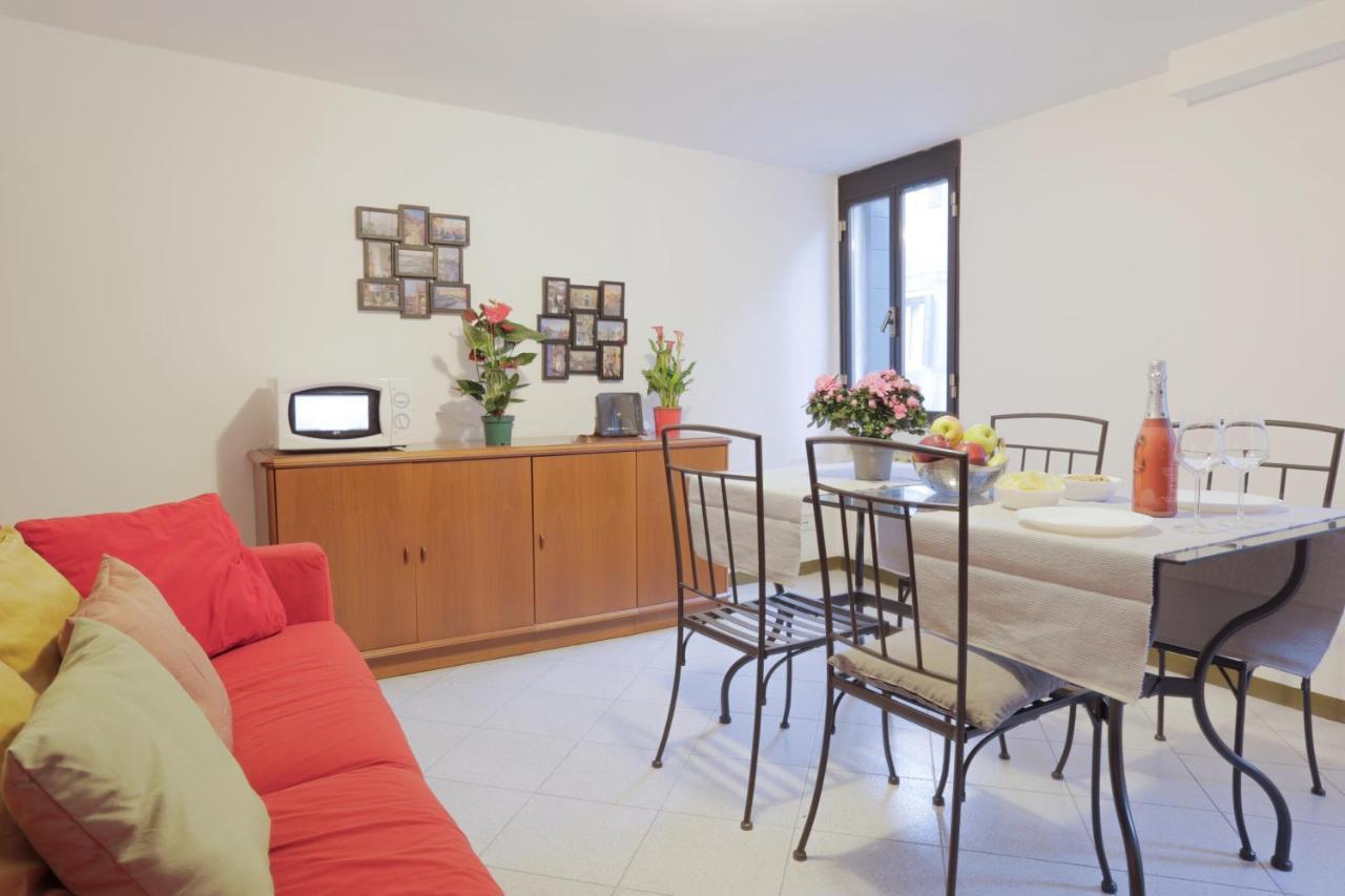 Santa Croce Guest House Venice Exterior photo